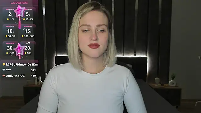 Snapshot of _Sarah_Soul_ chatting on 02/01/25, 06:54 Sarah Soul online show from 02/01/25, 06:54