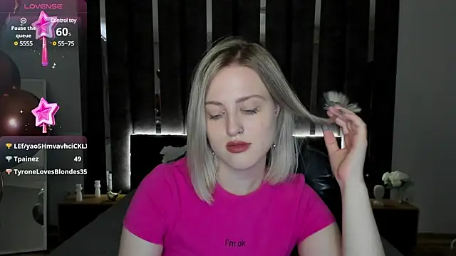 Snapshot of _Sarah_Soul_ chatting on 02/18/25, 03:53 Sarah Soul online show from 02/18/25, 03:53