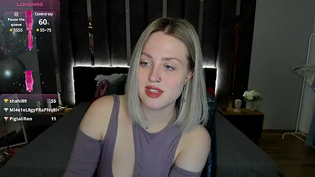 Snapshot of _Sarah_Soul_ chatting on 02/26/25, 06:58 Sarah Soul online show from 02/26/25, 06:58