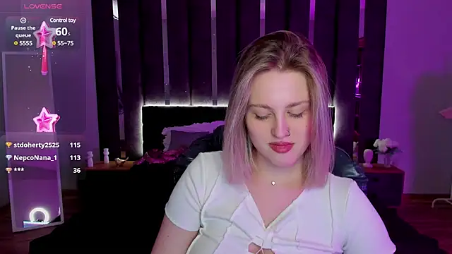 Snapshot of _Sarah_Soul_ chatting on 03/15/25, 03:51 Sarah Soul online show from 03/15/25, 03:51