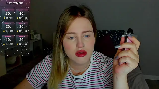 Snapshot of _Sarah_Soul_ chatting on 09/16/25, 12:11 Sarah Soul online show from 09/16/25, 12:11