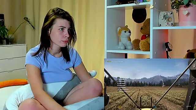 Snapshot of callmetori chatting on 12/22/24, 03:11 callmetori online show from 12/22/24, 03:11