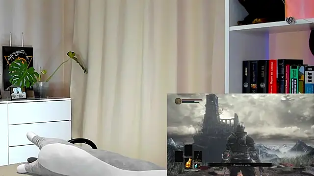 Snapshot of callmetori chatting on 12/29/24, 11:18 callmetori online show from 12/29/24, 11:18