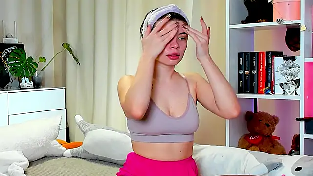 Snapshot of callmetori chatting on 01/10/25, 08:07 callmetori online show from 01/10/25, 08:07