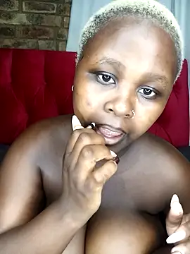 Snapshot of Dark_Berry_26 chatting on 09/30/25, 01:10 Dark Berry 26 online show from 09/30/25, 01:10