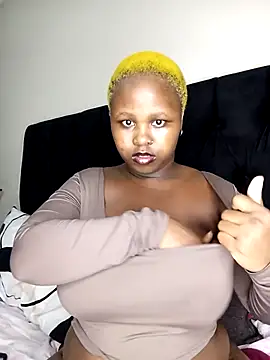 Snapshot of Dark_Berry_26 chatting on 11/24/25, 08:52 Dark Berry 26 online show from 11/24/25, 08:52