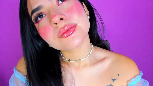 adara johnson   online show from 12/17/24, 11:39