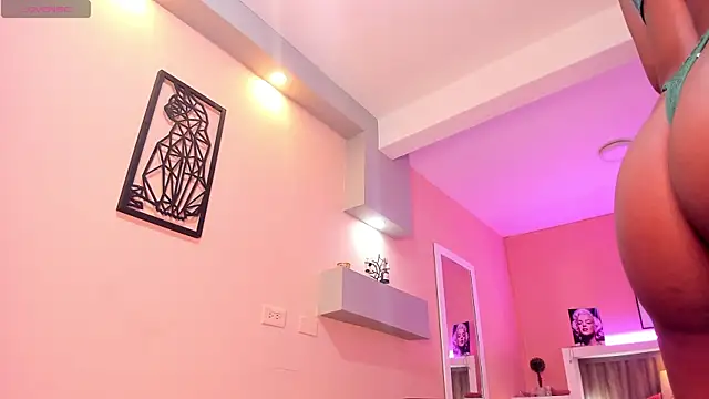 Renata Foxx2 online show from 03/18/25, 04:26