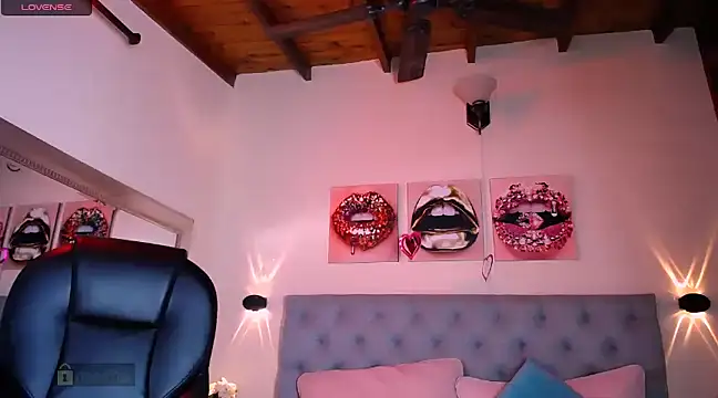 ASHLIE DIXON1 online show from 03/17/25, 07:26