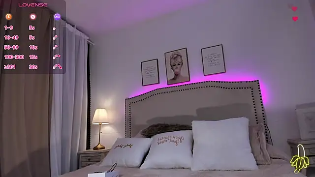 Emilly Rivera online show from 02/08/25, 12:17