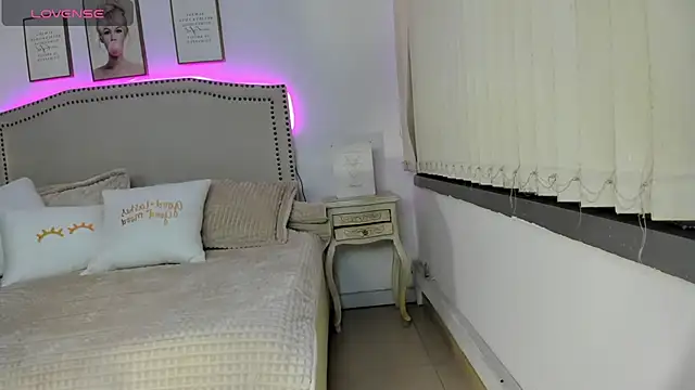 Emilly Rivera online show from 02/20/25, 10:27
