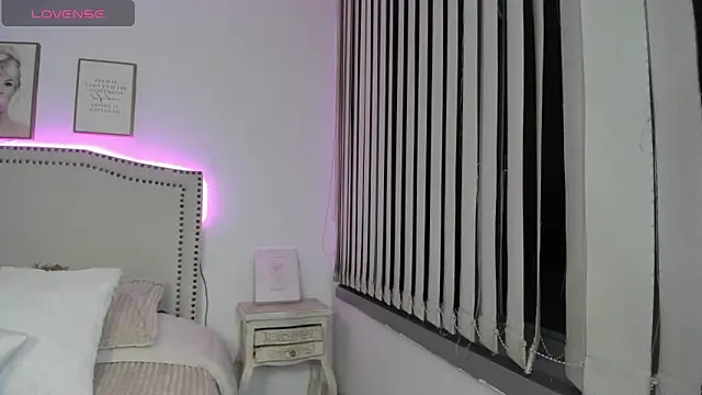 Emilly Rivera online show from 03/11/25, 10:29