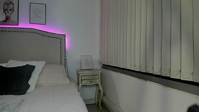 Emilly Rivera online show from 03/19/25, 10:22