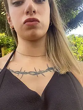 Snapshot of loira_messi chatting on 03/16/25, 07:06 loira messi online show from 03/16/25, 07:06