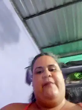 Snapshot of tuyafer69 chatting on 09/26/25, 02:59 tuyafer69 online show from 09/26/25, 02:59