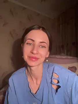 Snapshot of Starry_Siren chatting on 04/15/26, 03:52 Starry Siren online show from 04/15/26, 03:52