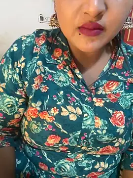 Ayesha mahi online show from 11/20/25, 10:15