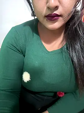 Ayesha mahi online show from 12/17/25, 09:37