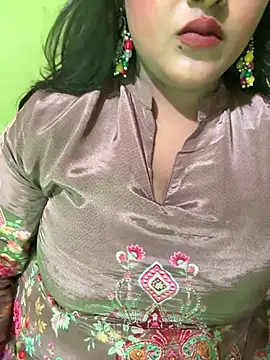 Ayesha mahi online show from 06/07/26, 09:13