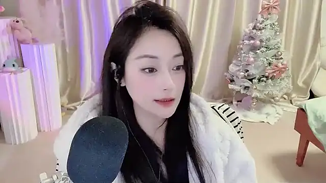 Daisy-77 online show from 12/22/24, 09:42