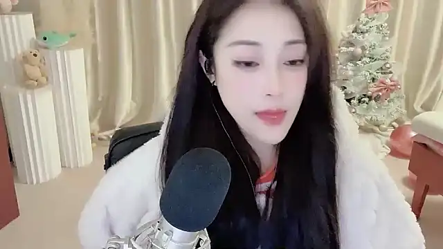 Daisy-77 online show from 12/24/24, 11:55