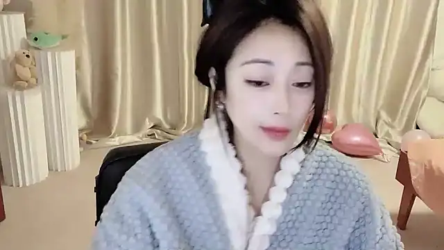 Daisy-77 online show from 01/08/25, 06:20