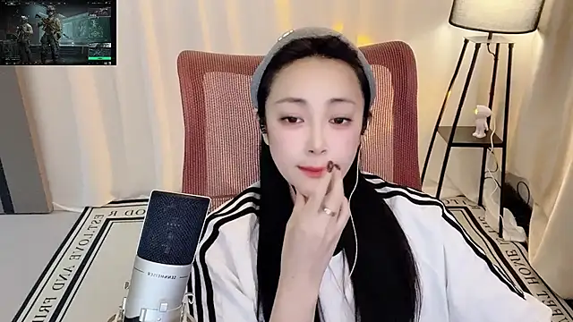 Daisy-77 online show from 05/29/26, 03:43