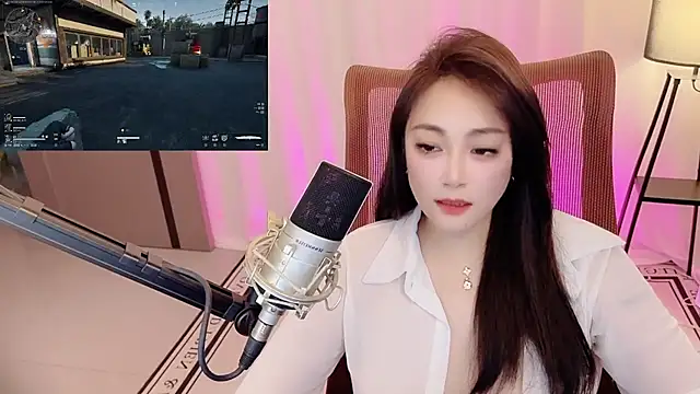 Daisy-77 online show from 07/28/26, 11:17