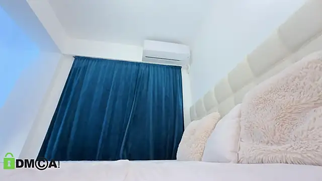 ScarlettAndTom online show from 01/28/25, 11:39