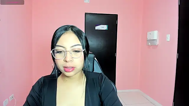 AlanaPetterson online show from 12/10/24, 12:49