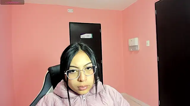 AlanaPetterson online show from 12/11/24, 12:34