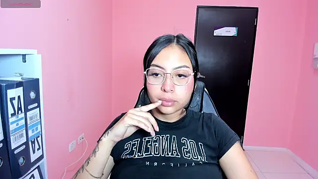AlanaPetterson online show from 12/12/24, 12:44