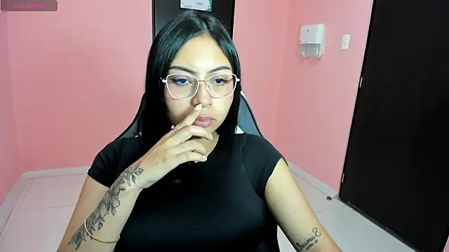 AlanaPetterson online show from 12/20/24, 12:49