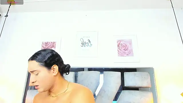 Alison Chan  online show from 06/30/26, 08:21