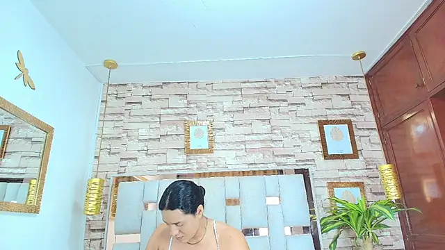 Alison Chan  online show from 07/20/26, 08:55
