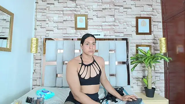 Alison Chan  online show from 07/28/26, 09:14
