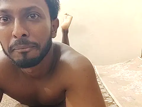 HunkyAriyan online show from 06/13/26, 07:34