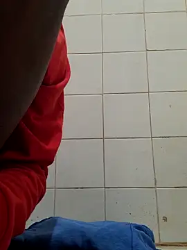 Snapshot of Tu_nene_favorit99 chatting on 01/08/25, 11:54 Tu nene favorit99 online show from 01/08/25, 11:54