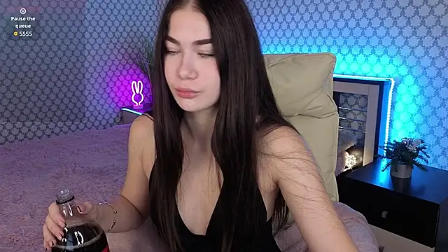 Sunny Sweety online show from 10/18/25, 03:35