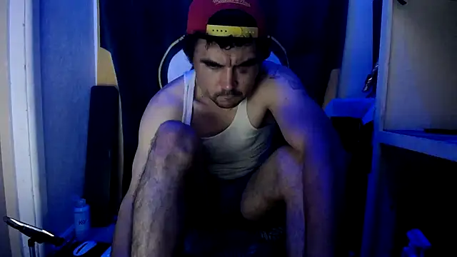 Snapshot of Apeezy14 chatting on 12/25/24, 06:52 Apeezy14 online show from 12/25/24, 06:52