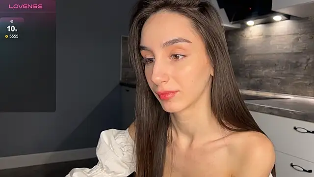 Snapshot of ElizabethElison chatting on 01/24/25, 05:21 ElizabethElison online show from 01/24/25, 05:21