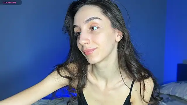 Snapshot of ElizabethElison chatting on 02/17/25, 03:20 ElizabethElison online show from 02/17/25, 03:20