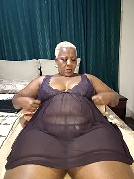 Snapshot of dirasweetlipsxx chatting on 11/02/25, 07:49 dirasweetlipsxx online show from 11/02/25, 07:49