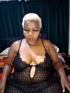 Snapshot of dirasweetlipsxx chatting on 06/13/26, 04:27 dirasweetlipsxx online show from 06/13/26, 04:27