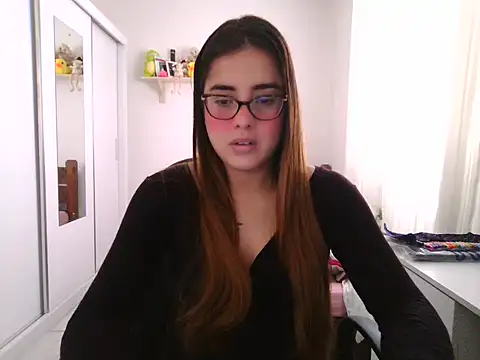 maliamiller online show from 05/20/26, 10:43