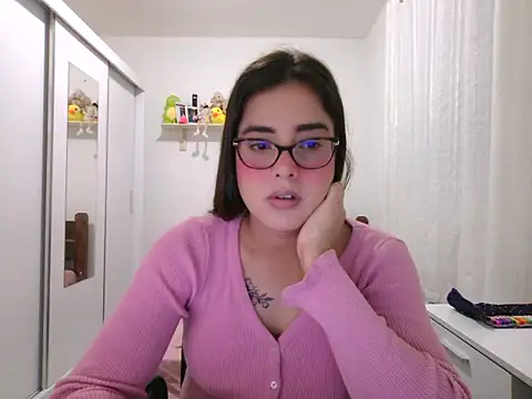maliamiller online show from 05/24/26, 08:47