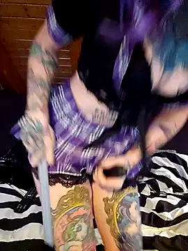 Purple Coffin666 online show from 02/05/25, 04:14