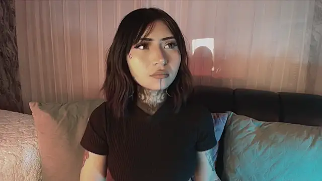 Evangeline bell online show from 11/28/25, 11:07