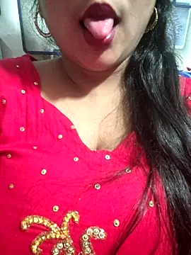 Jeenat  online show from 12/02/24, 03:58