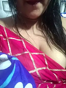 Jeenat  online show from 12/04/24, 07:01